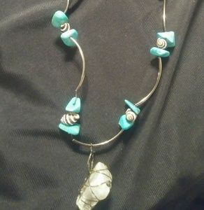 Ladies necklace
